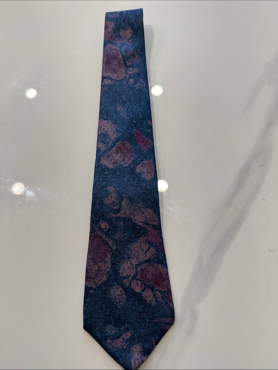 Lanvin Other - Lanvin Paris 100% silk men’s tie, vintage made in Canada, like new